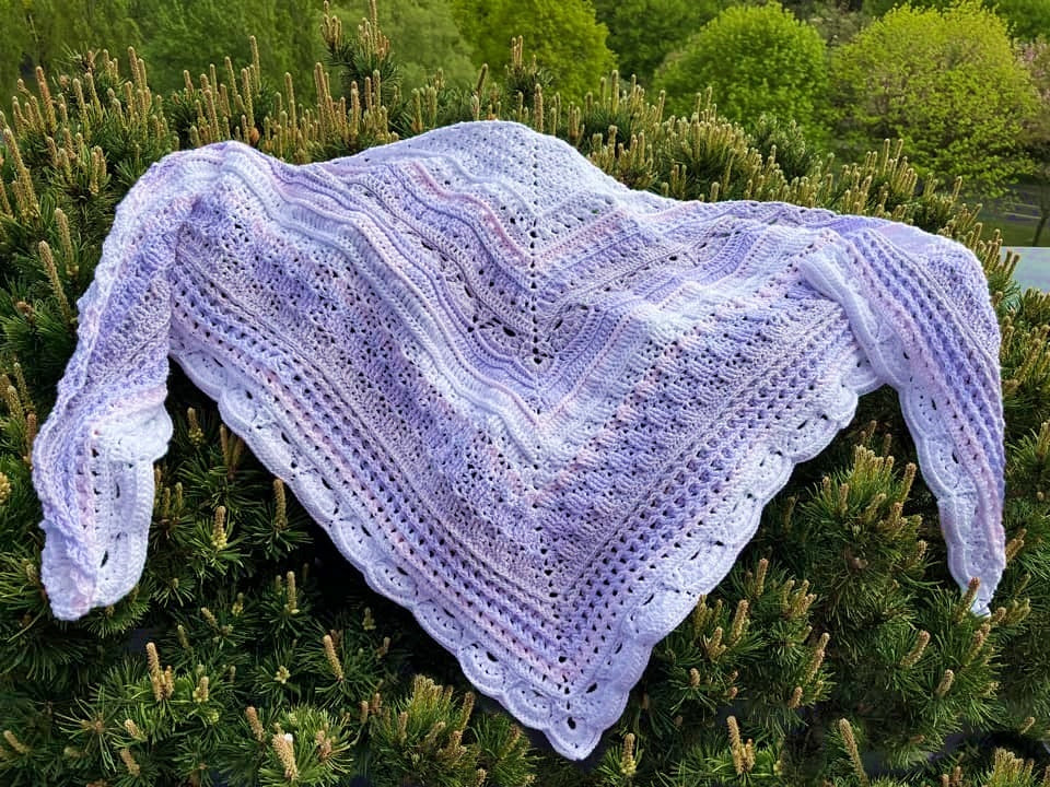 Häkelanleitung Tuch "Hypnotic"