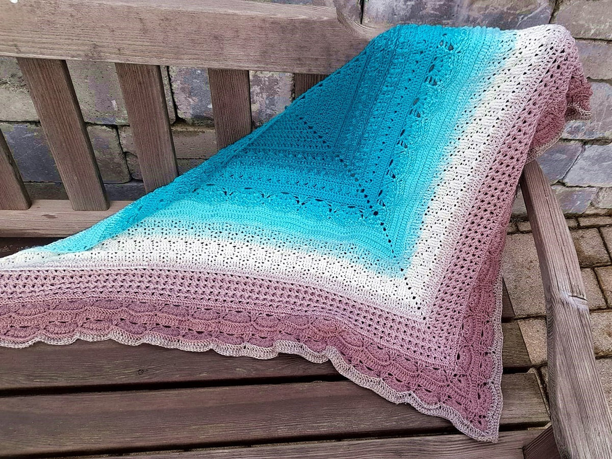 Häkelanleitung Tuch "Hypnotic"